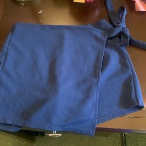 navy tie up skort